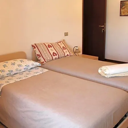 B. & B. Nabucco Bed & Breakfast 4*