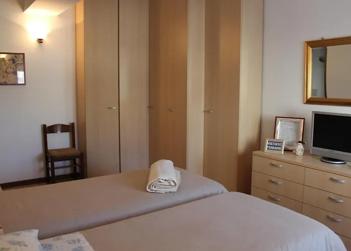 B. & B. Nabucco Bed and Breakfast Πάρμα